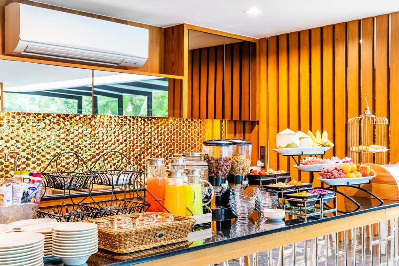 Отель The Grand Sala Thai Бангкок